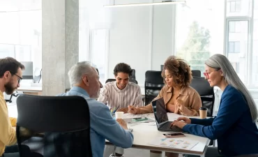 Como funciona na prática o processo de outplacement?