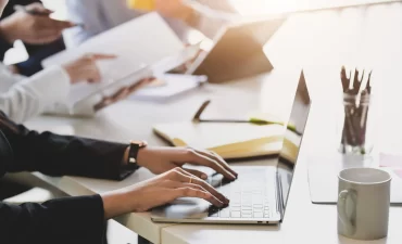 Qual a melhor estratégia para recolocação profissional?